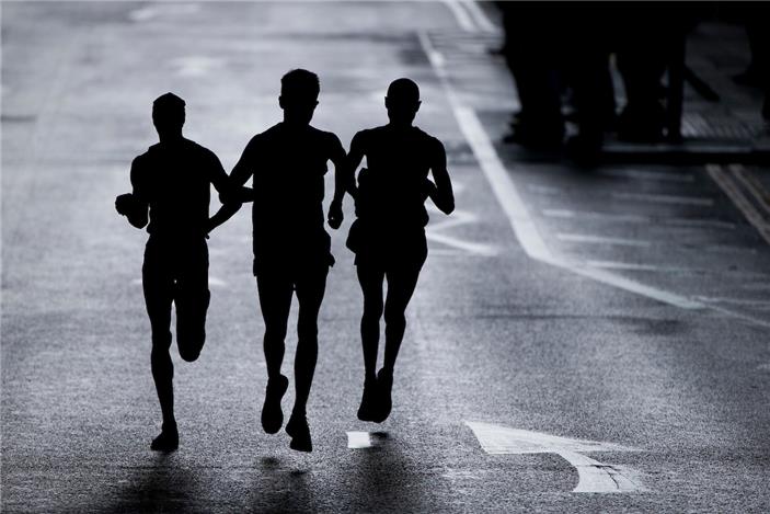 silhouette runners